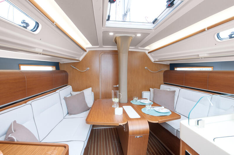 Dehler 34 Interieur 